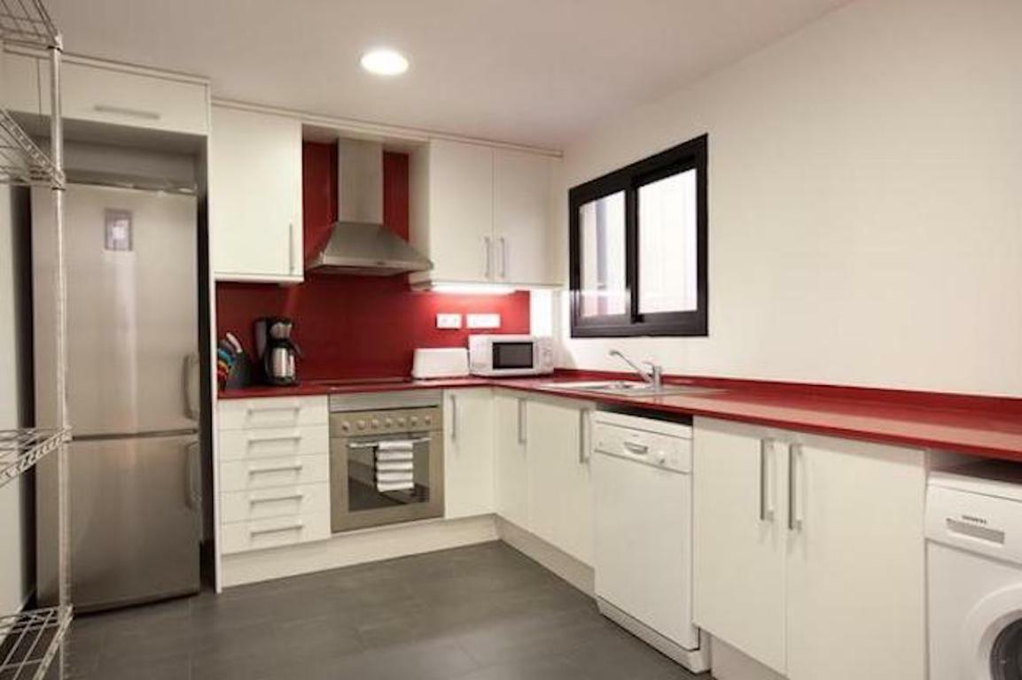 Appartamento Spacious For Families Near Park Guell *